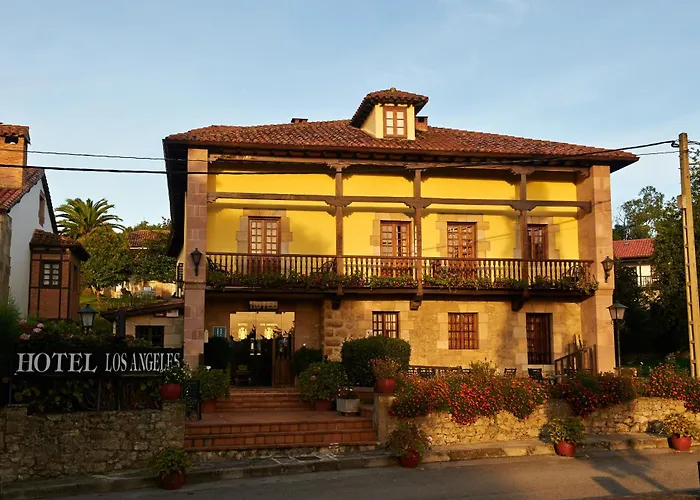 Hotell Angeles Santillana del Mar