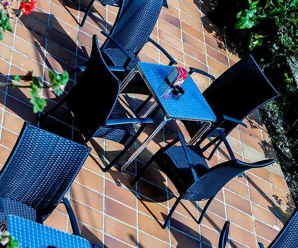 Angeles Santillana del Mar